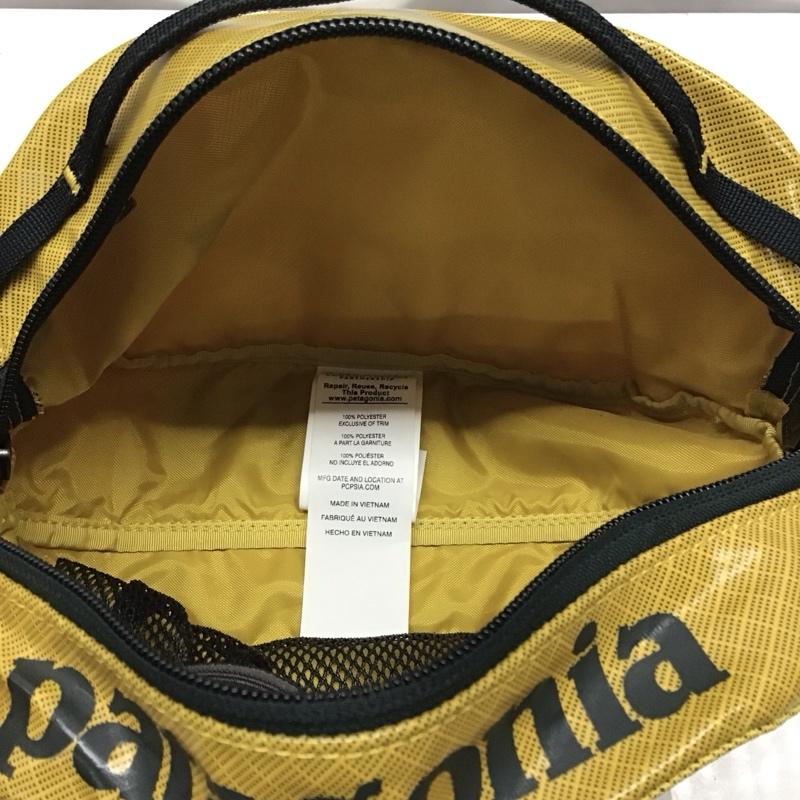 パタゴニア patagonia バッグ バッグ STY49360FA16 ブラックホール キューブ スモール ポーチ ロゴ、文字 マスタード / マスタード /  メンズ USED 古着 中古 10118886