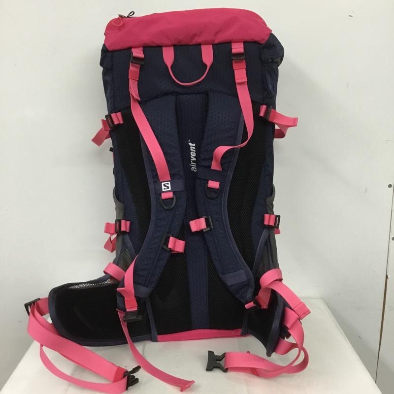 サロモン SALOMON リュックサック、デイパック リュックサック、デイバッグ 1284452 DISCOVERY 32 バックパック 登山リュック ロゴ、文字 桃 / ピンク / X 紺 / ネイビー /  メンズ USED 古着 中古 10140213