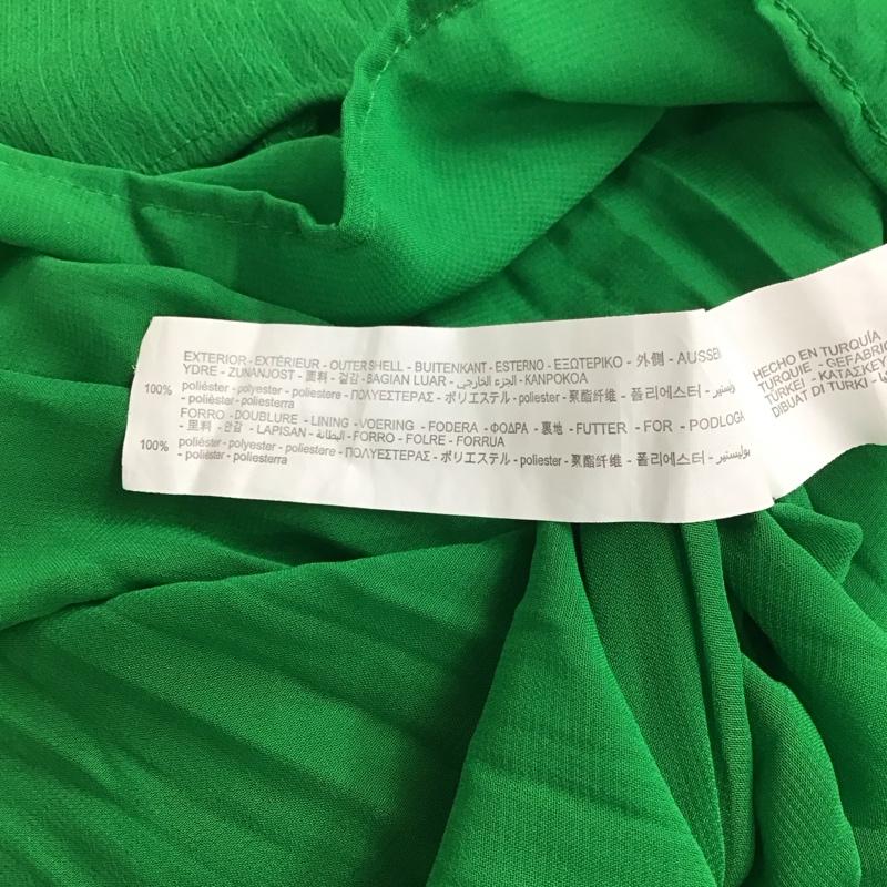 ザラ ZARA ワンピース ロングスカート 半袖ワンピース ロングワンピース Vネック フレアスカート 前開きワンピース M 無地 緑 / グリーン /  レディース USED 古着 中古 10117406