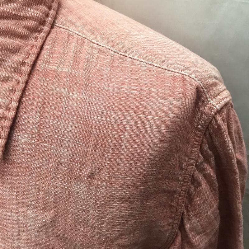 アールジェイビー R.J.B シャツ、ブラウス 長袖 長袖シャツ カラーシャツ ポケットシャツ 長袖カットソー 38 ロゴ、文字 赤 / レッド /  メンズ USED 古着 中古 10114057