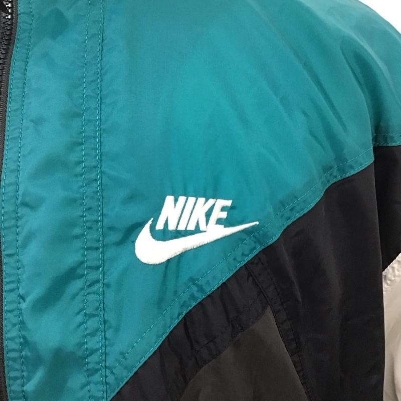 ナイキ NIKE ジャケット、上着 ジャンパー、ブルゾン h 50207twa ナイロンジャケット ジップアップジャケット ジャンパー M ロゴ、文字 マルチカラー / マルチカラー /  メンズ USED 古着 中古 10117671