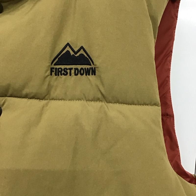 ファーストダウン FIRST DOWN ベスト ベスト ダウンベスト ノースリーブ 前ボタン L ロゴ、文字 ベージュ / ベージュ /  メンズ USED 古着 中古 10142864