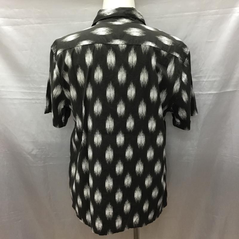 リーバイス Levi s シャツ、ブラウス 半袖 半袖シャツ カラーシャツ 半袖カットソー 総柄シャツ M プリント マルチカラー / マルチカラー /  メンズ USED 古着 中古 10116684