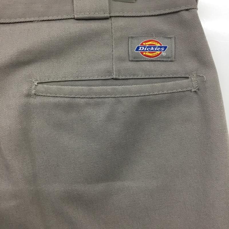 ディッキーズ Dickies パンツ ワークパンツ、ペインターパンツ ワークパンツ ワイドパンツ カジュアルパンツ センタータックパンツ 33インチ 無地 灰 / グレー /  メンズ USED 古着 中古 10115637