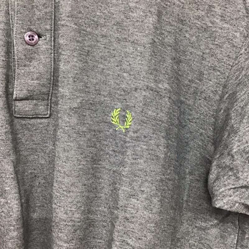 フレッドペリー FRED PERRY ポロシャツ 半袖 半袖ポロシャツ カラーシャツ 半袖カットソー L ロゴ、文字 灰 / グレー /  メンズ USED 古着 中古 10141667