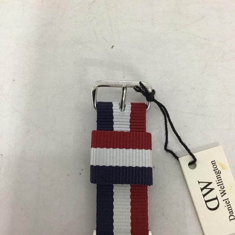 ダニエルウェリントン Daniel Wellington 腕時計 アナログ（クォーツ式） 0203DW 箱有 ロゴ、文字 紺 / ネイビー / X 白 / ホワイト / X 赤 / レッド /  メンズ USED 古着 中古 10134485