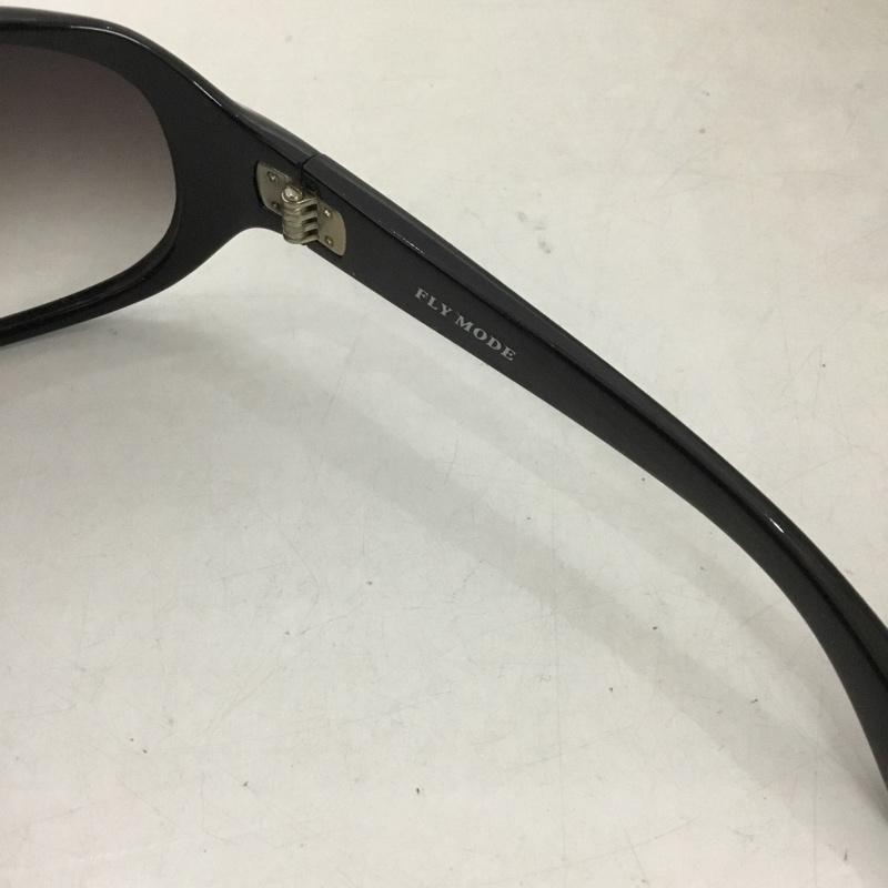 ブラックフライズ BLACK FLYS めがね・サングラス サングラス FLY MODE LIMITED EDITION ケース付き ロゴ、文字 黒 / ブラック /  メンズ USED 古着 中古 10141897