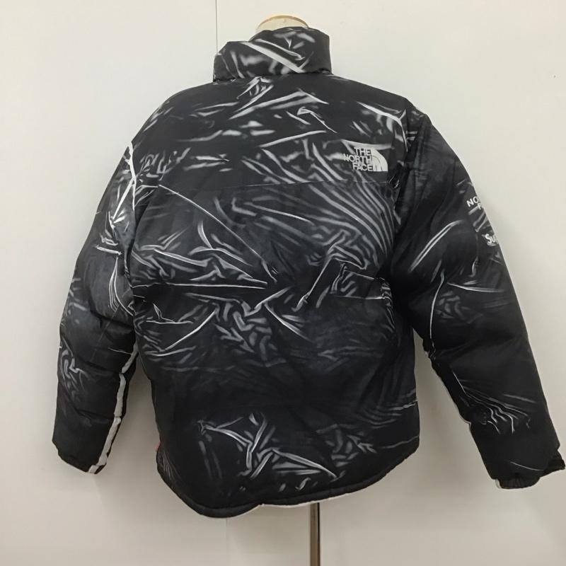 シュプリーム Supreme ジャケット、上着 ジャンパー、ブルゾン nd023001 23SS TrompeLoeilPrintedNuptseJacket ジップアップジャケット ダウンジャケット アウター Supreme×THENORTHFACE XL ロゴ、文字 白 / ホワイト / X 灰 / グレー /  メンズ USED 古着 中古 10108618