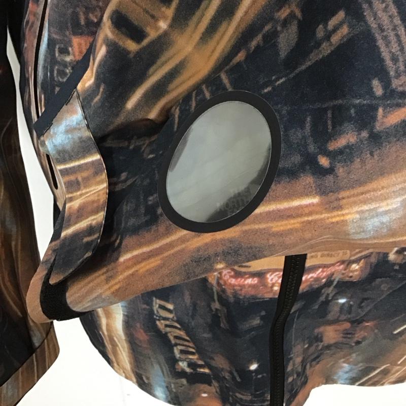 シュプリーム Supreme ジャケット、上着 ジャケット、ブレザー np52207i 22AW TapedSeamShellJacketMulti ジップアップジャケット アウター THENORTHFACE XL プリント マルチカラー / マルチカラー /  メンズ USED 古着 中古 10108620