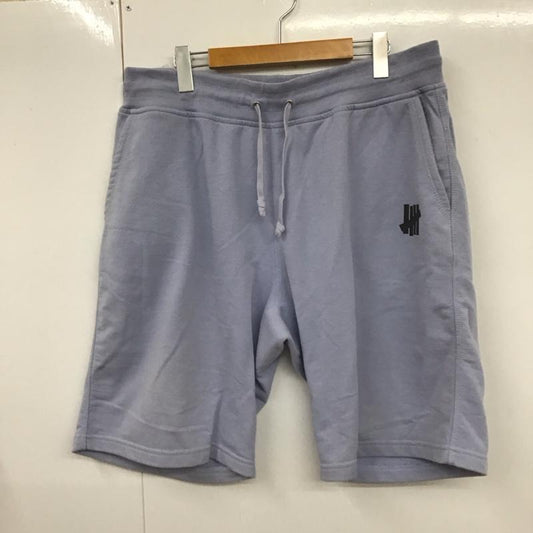 アンディフィーテッド UNDEFEATED パンツ ショートパンツ スウェットパンツ ハーフパンツ XL ロゴ、文字 水色 / ライトブルー /  メンズ USED 古着 中古 10123015