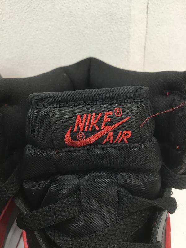 ナイキ NIKE スニーカー スニーカー 136066 061 AIR JORDAN 1 RETRO 00s ナイキ 27.0cm ロゴ、文字 赤 / レッド /  メンズ USED 古着 中古 10110111