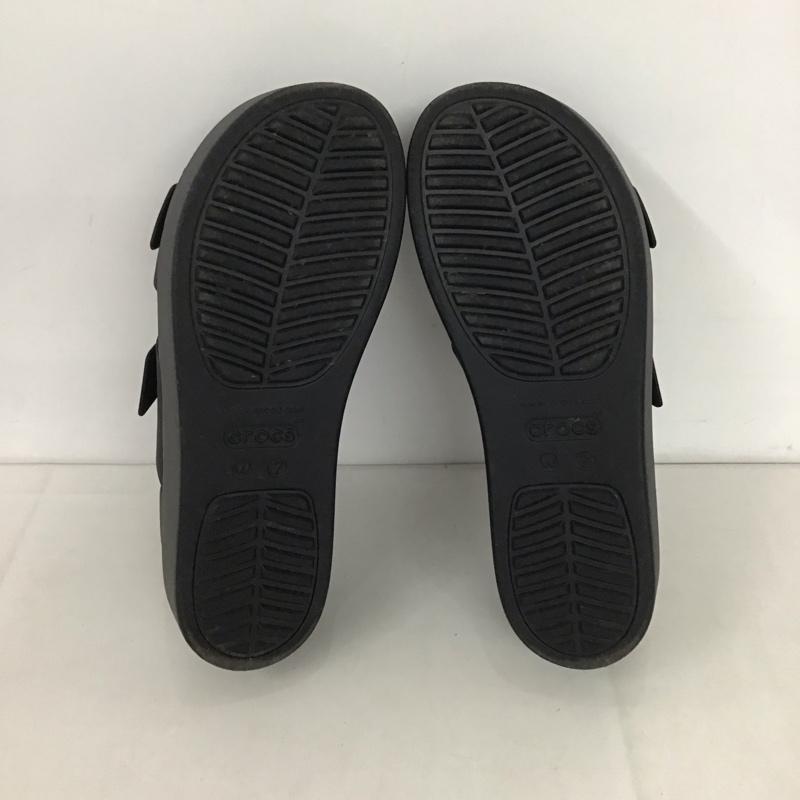 クロックス crocs サンダル サンダル ブルックリン サンダル ロー ウェッジ 7 ロゴ、文字 黒 / ブラック /  レディース USED 古着 中古 10141043