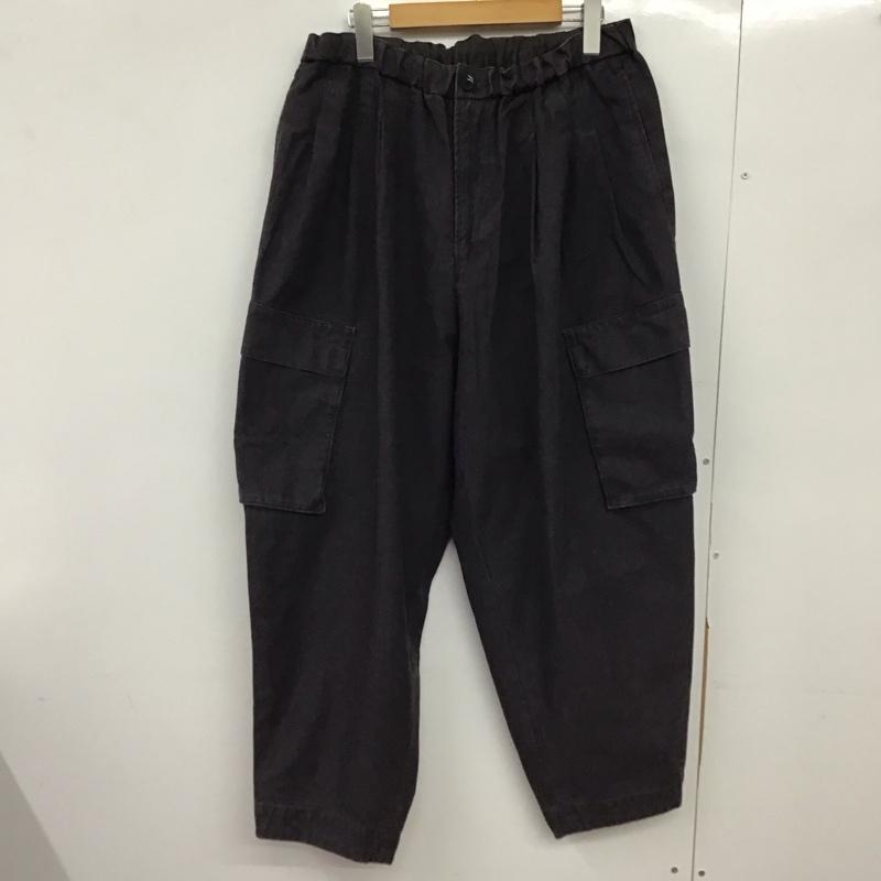 ムー mù_ パンツ ワークパンツ、ペインターパンツ pleated cergo trousers ワイドパンツ カーゴパンツ 無地 ダークグレー / ダークグレー /  メンズ USED 古着 中古 10149541