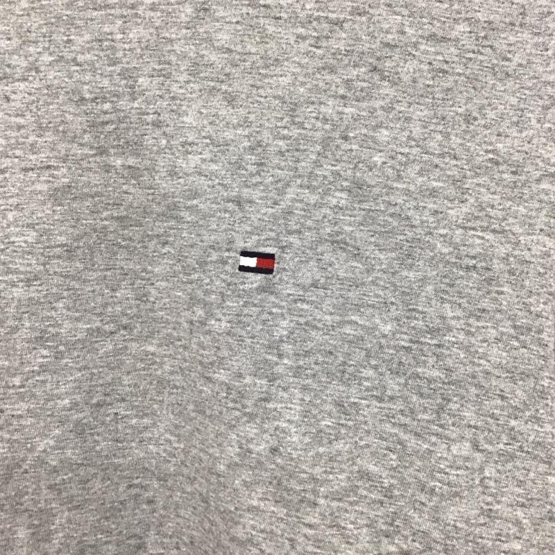 トミーヒルフィガー TOMMY HILFIGER Tシャツ 半袖 半袖カットソー プリントTシャツ クルーネックカットソー M ロゴ、文字 灰 / グレー /  メンズ USED 古着 中古 10128694