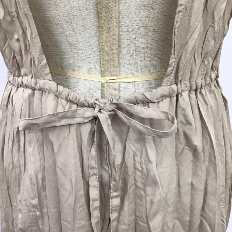ダブルクローゼット w closet ワンピース ロングスカート ノースリーブロングワンピース フレアスカートワンピース 無地 ベージュ / ベージュ /  レディース USED 古着 中古 10115996