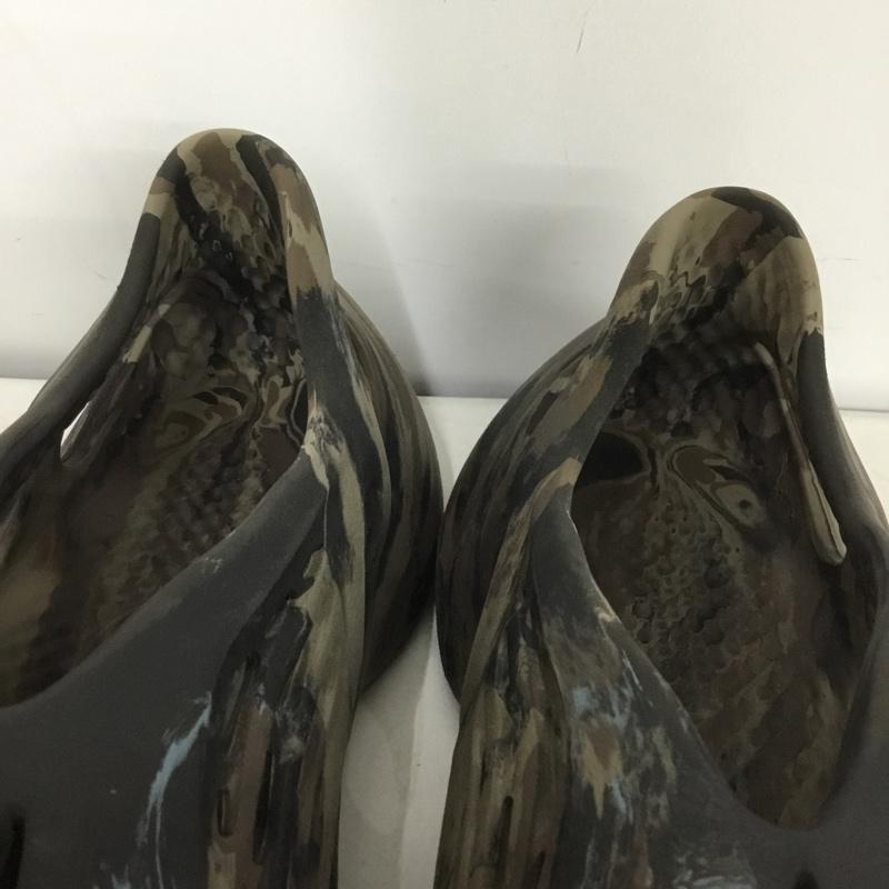 アディダス adidas スニーカー スニーカー スリッポン 無地 マルチカラー / マルチカラー /  メンズ USED 古着 中古 10143019