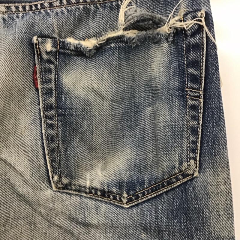リーバイス Levi s パンツ デニム、ジーンズ デニムパンツ ストレートパンツ ダメージ加工パンツ カジュアルパンツ 36 無地 インディゴ / インディゴ /  メンズ USED 古着 中古 10109309