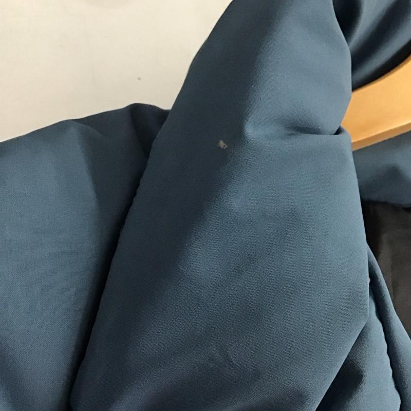 カーハート Carhartt ジャケット、上着 ダウンジャケット M 無地 青 / ブルー /  メンズ USED 古着 中古 10142166