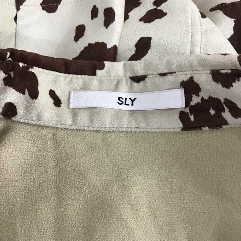 スライ SLY シャツ、ブラウス 七分袖 030eaa30-1650 COW VEGAN SUEDE SHORT シャツ FREE 総柄 マルチカラー / マルチカラー /  レディース USED 古着 中古 10119884