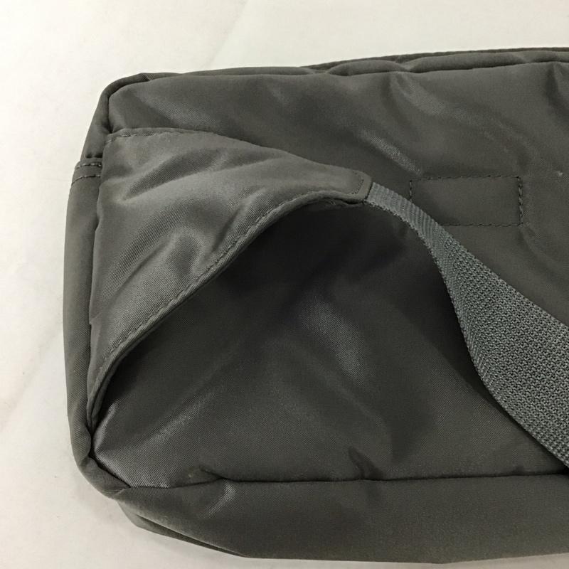 ポーター PORTER ウエストバッグ ウエストバッグ TANKER タンカー ロゴ、文字 銀 / シルバー /  メンズ USED 古着 中古 10141067