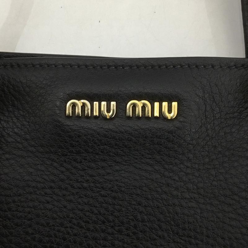 ミュウミュウ miu miu トートバッグ トートバッグ 2way ショルダー ロゴ、文字 黒 / ブラック /  レディース USED 古着 中古 10126462