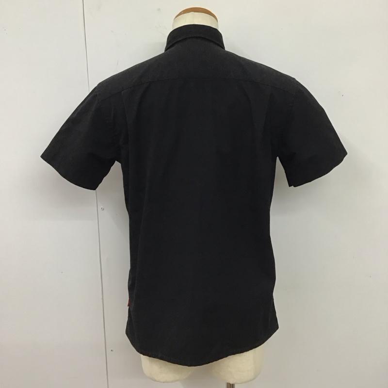 ステューシー STUSSY シャツ、ブラウス 半袖 半袖シャツ カラーシャツ 半袖カットソー プリントシャツ M ロゴ、文字 黒 / ブラック /  メンズ USED 古着 中古 10116366