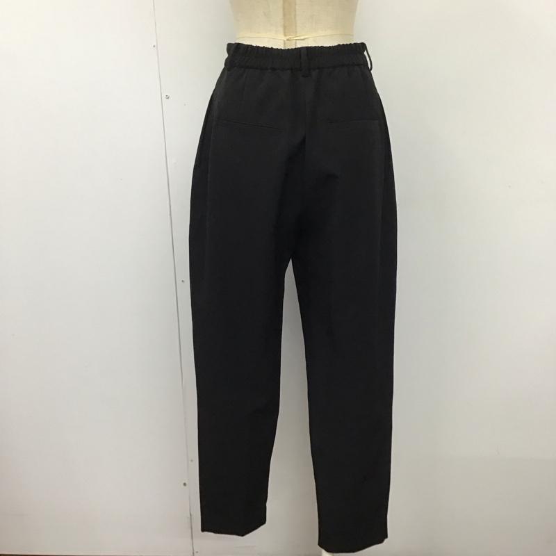 スライ SLY パンツ スラックス 030FSR31-2520 TUCK TAPERED PT テーパードパンツ センタープレス 2 無地 黒 / ブラック /  レディース USED 古着 中古 10109485
