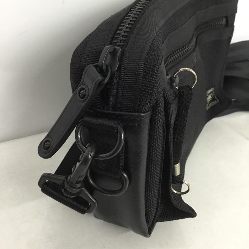 ポーター PORTER ショルダーバッグ ショルダーバッグ HEAT ロゴ、文字 黒 / ブラック /  メンズ USED 古着 中古 10146332