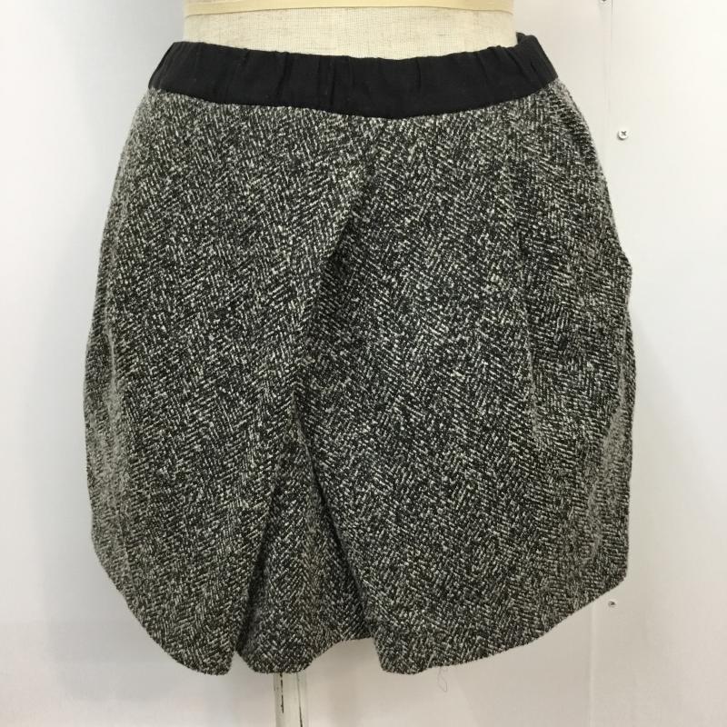 アダムエロペ ADAM ET ROPE  スカート ミニスカート 38  黒 / ブラック / X 白 / ホワイト /  レディース USED 古着 中古 10043341