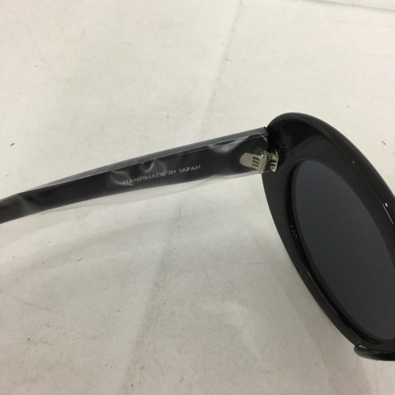 ASIWC ASIWC めがね・サングラス サングラス COCO DE KIMEL ケース付き ロゴ、文字 黒 / ブラック /  レディース USED 古着 中古 10145508