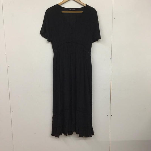 ザラ ZARA ワンピース ひざ丈スカート 半袖ワンピース フレアスカート 前開き M 無地 黒 / ブラック /  レディース USED 古着 中古 10138310