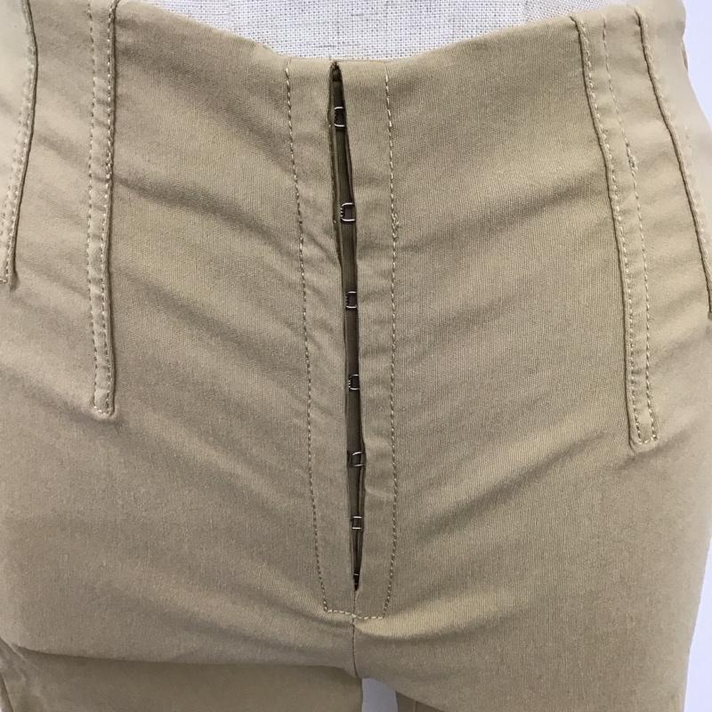ベルシュカ Bershka ボトムス ボトムス 5171 692 742 フレアパンツ 裾スリット XS 無地 ベージュ / ベージュ /  レディース USED 古着 中古 10118726