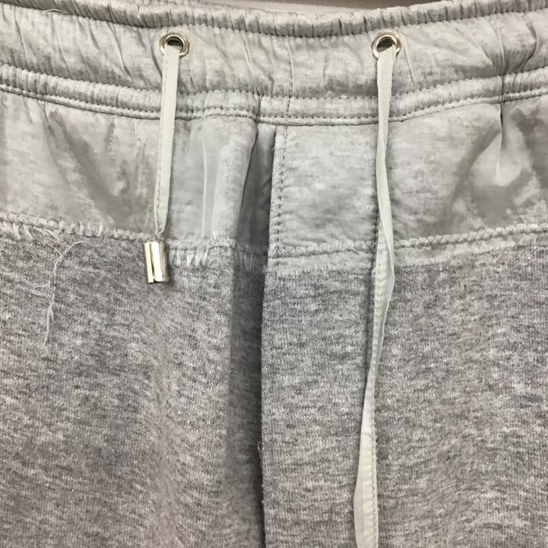 コスチュームナショナルオム CoSTUME NATIONAL HOMME パンツ ショートパンツ ハーフパンツ ショートパンツ カジュアルパンツ 44 無地 灰 / グレー /  メンズ USED 古着 中古 10114665