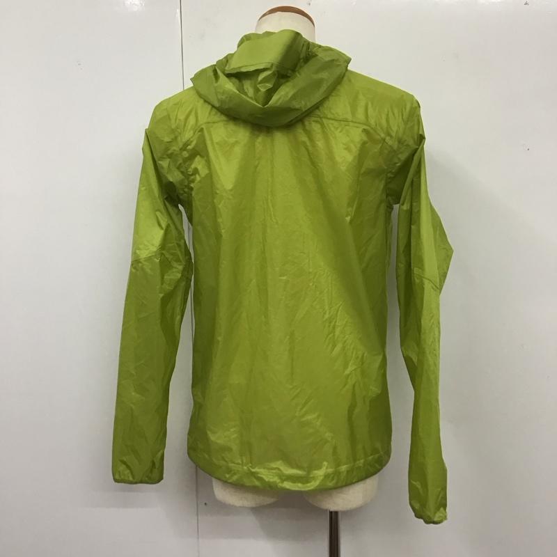 パタゴニア patagonia ジャケット、上着 ジャンパー、ブルゾン 85190sp14 ナイロンジャケット ジップアップジャケット アウター S ロゴ、文字 緑 / グリーン /  メンズ USED 古着 中古 10119542