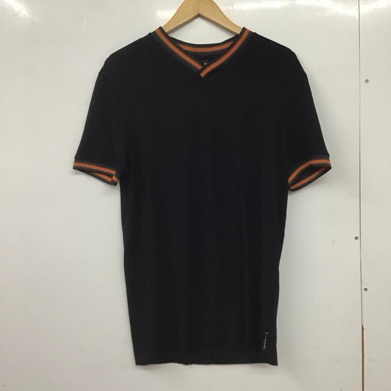 エンポリオアルマーニ EMPORIO ARMANI Tシャツ 半袖 半袖カットソー 無地Tシャツ Vネックカットソー L 無地 黒 / ブラック /  メンズ USED 古着 中古 10144908