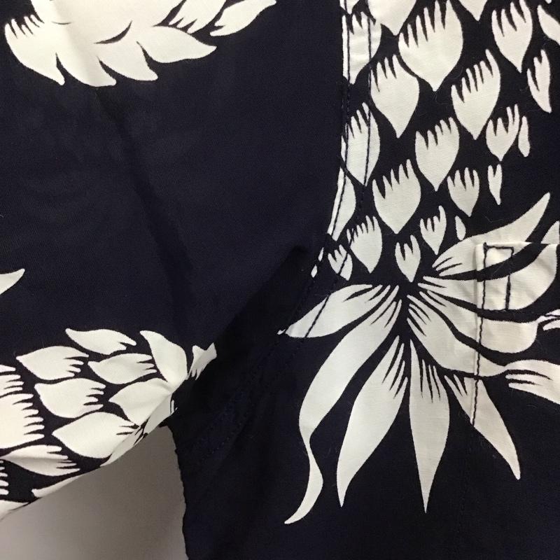 デュークカハナモク DUKE KAHANAMOKU シャツ、ブラウス 半袖 DK36201 DUKE S PINEAPPLE スペシャルエディション アロハシャツ 箱有 L 総柄 紺 / ネイビー / X 白 / ホワイト /  メンズ USED 古着 中古 10107552