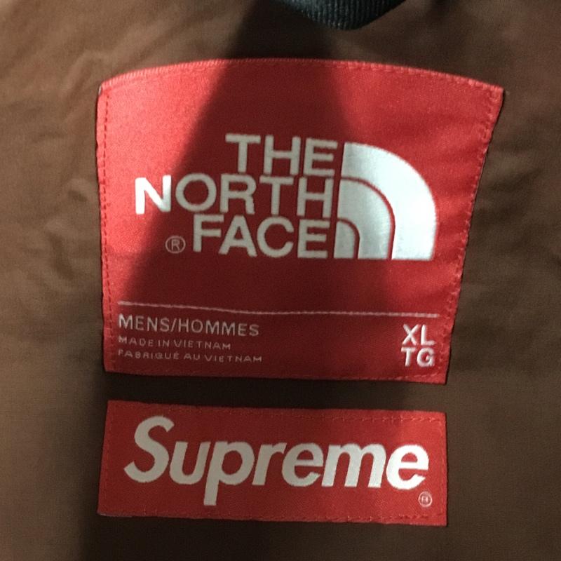 ザノースフェイス THE NORTH FACE ジャケット、上着 ジャンパー、ブルゾン ny52203i 22AW SteepTechPaddedApogeeJacket マウンテンパーカ Supreme×THENORTHFACE XL ロゴ、文字 黒 / ブラック / X 茶 / ブラウン /  メンズ USED 古着 中古 10117091