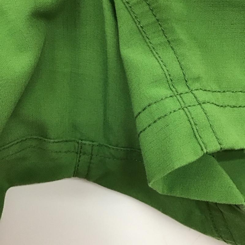 コロンビア Columbia パンツ ショートパンツ ショートパンツ ハーフパンツ カジュアルパンツ L ロゴ、文字 緑 / グリーン /  レディース USED 古着 中古 10128952