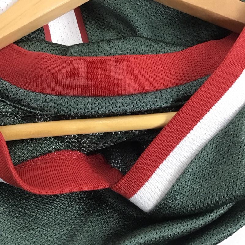 アディダス adidas タンクトップ タンクトップ タンクトップ ノースリーブカットソー Vネック スポーツウェア S ロゴ、文字 カーキ / カーキ /  メンズ USED 古着 中古 10142607