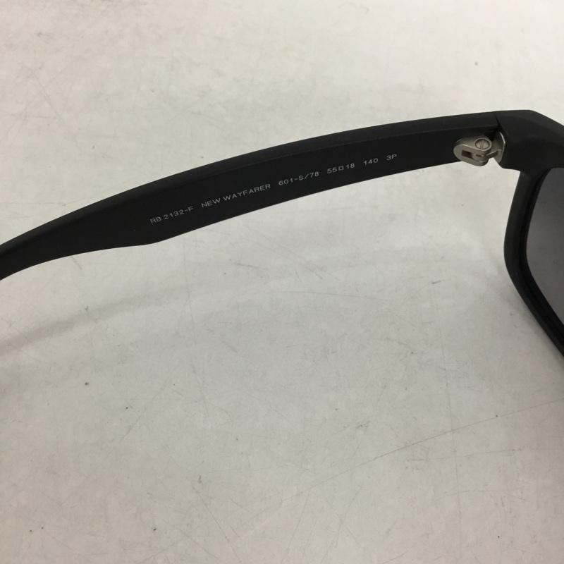 レイバン Ray-Ban めがね・サングラス サングラス RB2132-F NEW WAYFARER フルフィットモデル ロゴ、文字 黒 / ブラック /  メンズ USED 古着 中古 10148882