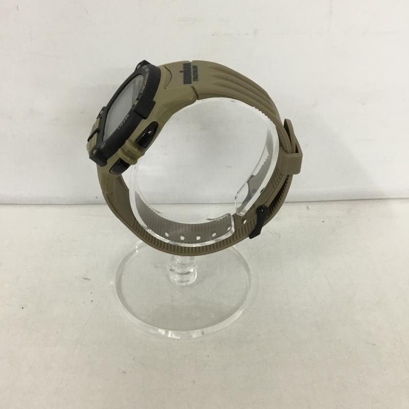 タイメックス TIMEX 腕時計 デジタル D411 957 アイアンマン フリックス 100 箱有 ロゴ、文字 ベージュ / ベージュ / X 黒 / ブラック /  メンズ USED 古着 中古 10128996