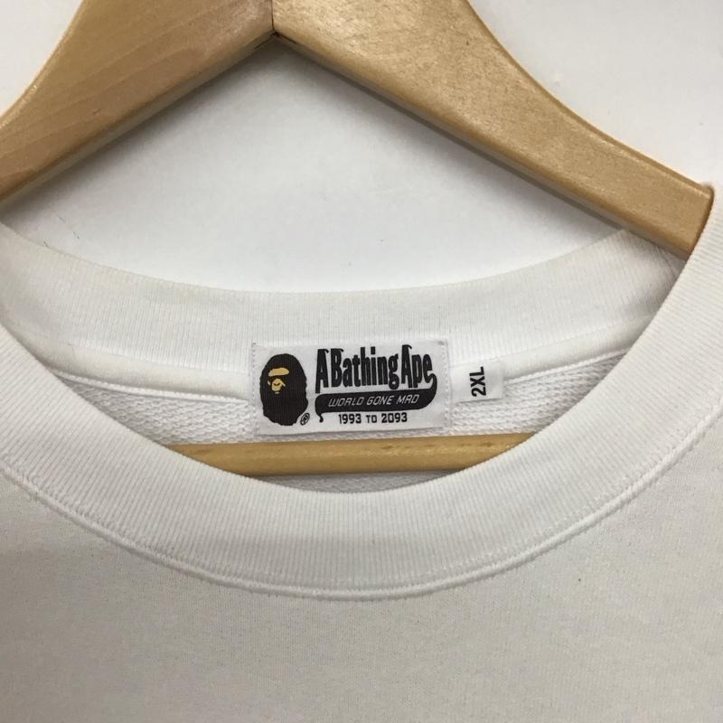 アベイシングエイプ A BATHING APE トレーナー 長袖 長袖トレーナー スウェット クルーネック プルオーバー XXL ロゴ、文字 白 / ホワイト /  メンズ USED 古着 中古 10149184