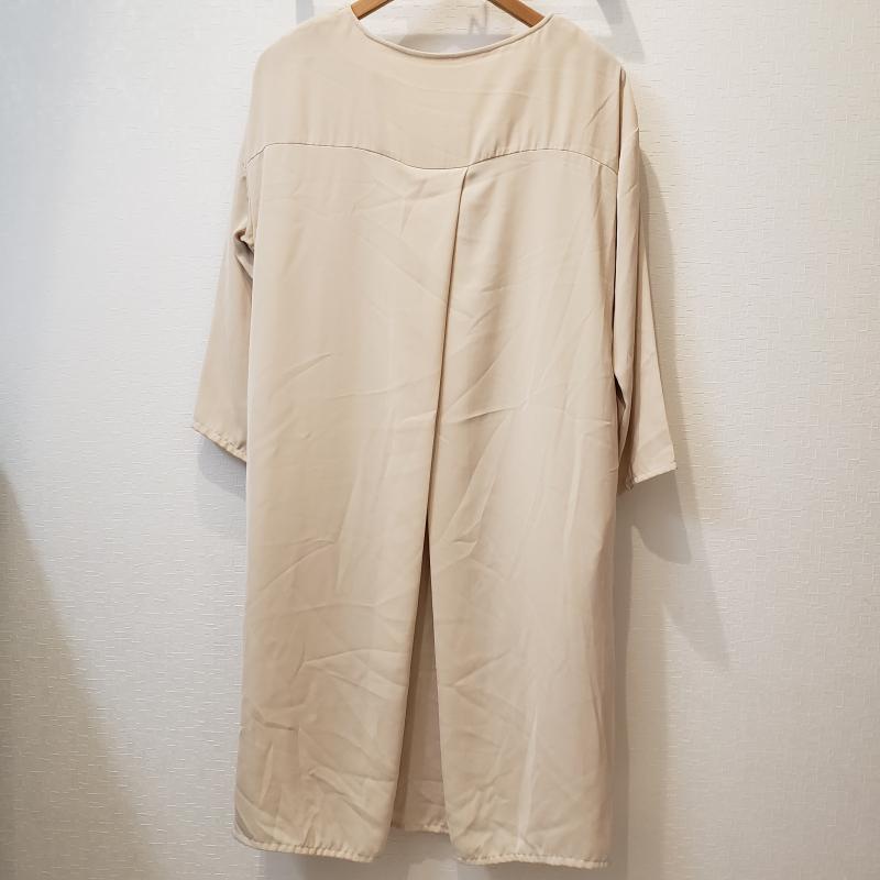 イノウェーブ innowave ワンピース ひざ丈スカート M 無地 ベージュ / ベージュ /  レディース USED 古着 中古 10003506