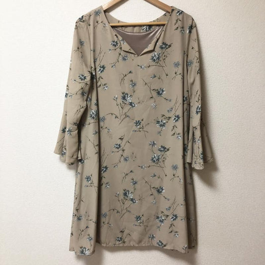 ヨーロ YOLO ワンピース ひざ丈スカート 38 花柄 ベージュ / ベージュ / X マルチカラー / マルチカラー /  レディース USED 古着 中古 10005068