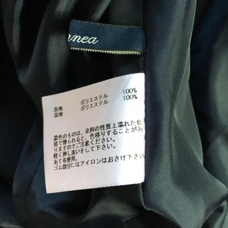 エンネア Ennea スカート ひざ丈スカート フレアスカート 38 無地 紺 / ネイビー /  レディース USED 古着 中古 10005573