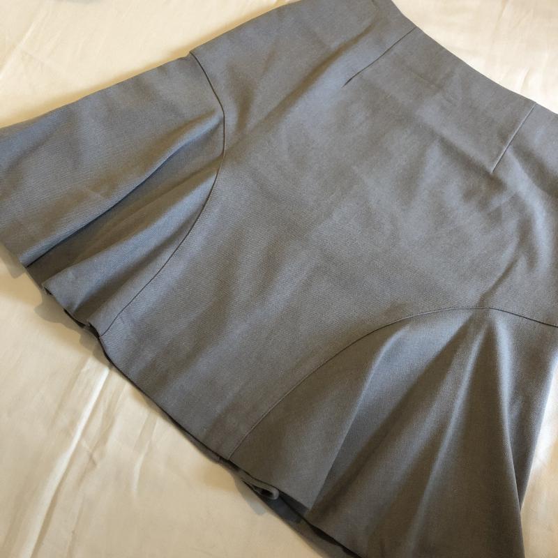 エンネア Ennea スカート ひざ丈スカート 38 無地 灰 / グレー /  レディース USED 古着 中古 10007697