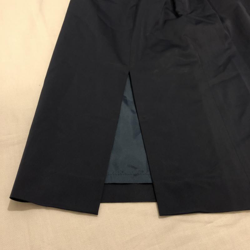ベールベー147 BLV147 スカート ひざ丈スカート 無地 紺 / ネイビー /  レディース USED 古着 中古 10007992
