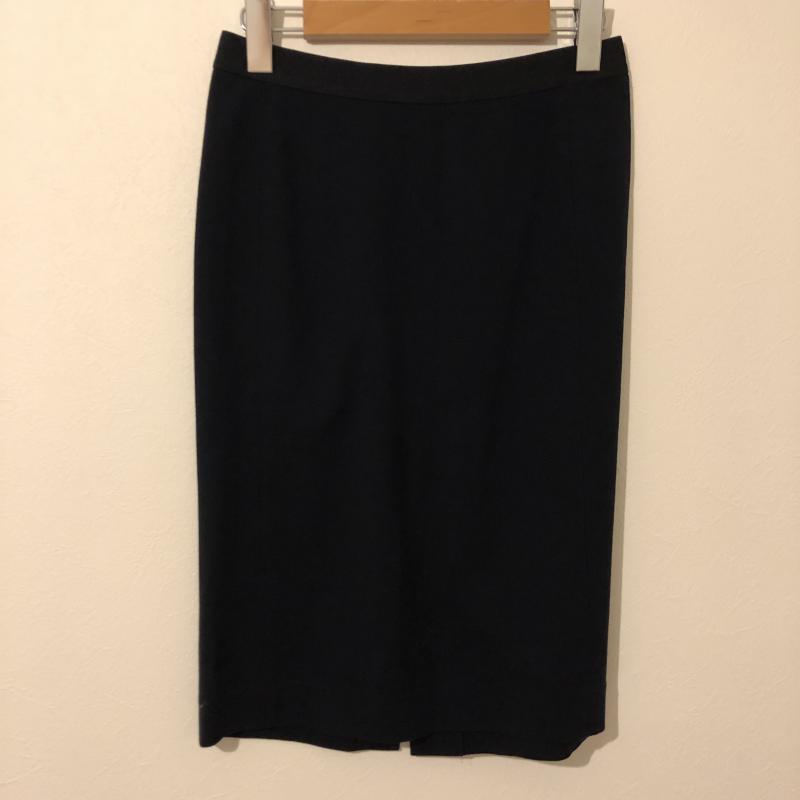 ユニクロ UNIQLO スカート ひざ丈スカート M 無地 紺 / ネイビー /  レディース USED 古着 中古 10007993