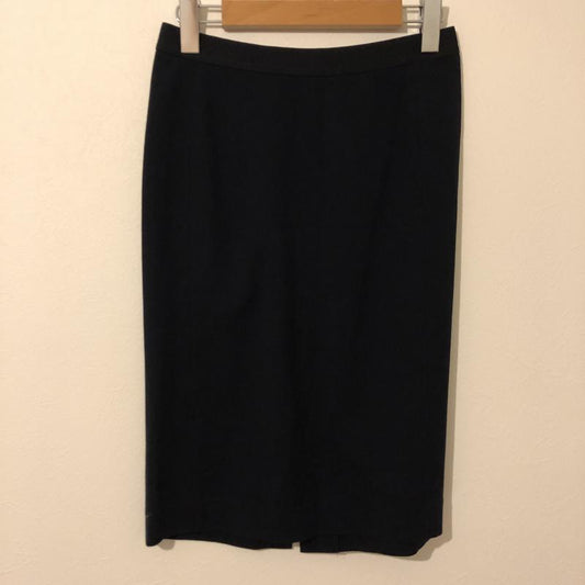 ユニクロ UNIQLO スカート ひざ丈スカート M 無地 紺 / ネイビー /  レディース USED 古着 中古 10007993