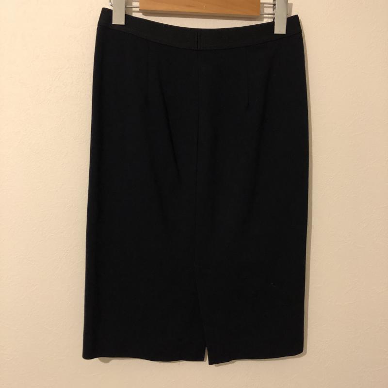 ユニクロ UNIQLO スカート ひざ丈スカート M 無地 紺 / ネイビー /  レディース USED 古着 中古 10007993